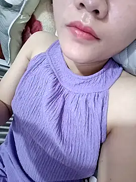  Attractivegirl33 online show from October 3, 11:46 pm