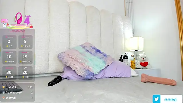 Snapshot of Saraycum chatting on February 27, 9:36 pm Saraycum online show from February 27, 9:36 pm