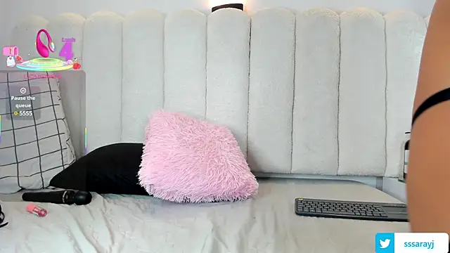 Snapshot of Saraycum chatting on March 13, 11:05 pm Saraycum online show from March 13, 11:05 pm