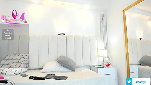 Snapshot of Saraycum chatting on March 18, 7:53 pm Saraycum online show from March 18, 7:53 pm