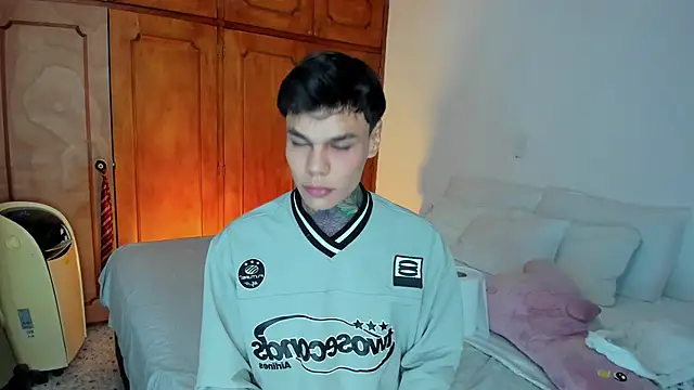 Snapshot of Jordyrodriiguez chatting on December 19, 6:56 pm Jordyrodriiguez online show from December 19, 6:56 pm