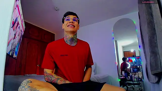 Snapshot of Jordyrodriiguez chatting on January 14, 2:29 am Jordyrodriiguez online show from January 14, 2:29 am