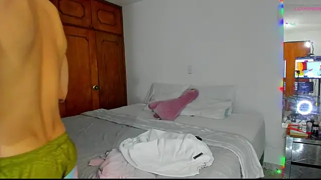 Snapshot of Jordyrodriiguez chatting on February 7, 3:23 am Jordyrodriiguez online show from February 7, 3:23 am