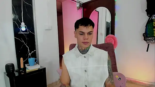 Snapshot of Jordyrodriiguez chatting on November 7, 12:10 am Jordyrodriiguez online show from November 7, 12:10 am