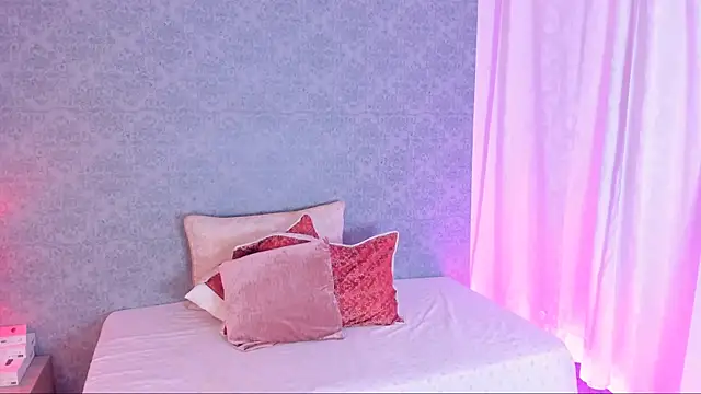 CatrinaRossi online show from January 22, 8:06 pm