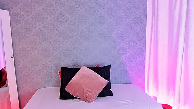 CatrinaRossi online show from February 5, 8:46 pm