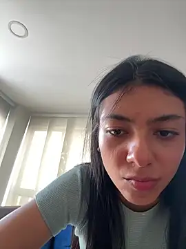 Liissa cute  online show from February 4, 9:20 pm