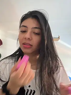 Liissa cute  online show from January 17, 5:49 pm