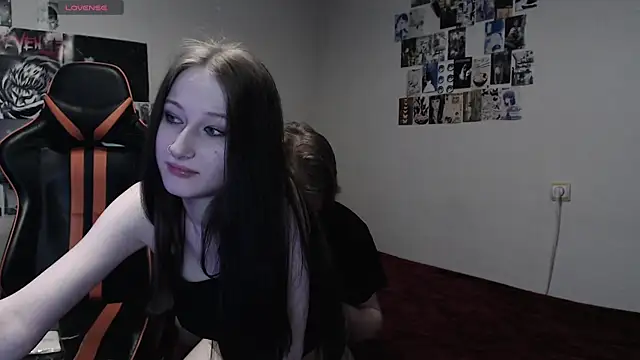 Snapshot of camcoupbang chatting on February 2, 9:13 pm camcoupbang online show from February 2, 9:13 pm