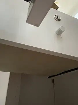 Snapshot of andii-1 chatting on March 5, 2:14 am andii-1 online show from March 5, 2:14 am