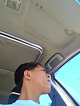 Snapshot of Yoko0381 chatting on November 12, 6:52 pm Yoko0381 online show from November 12, 6:52 pm