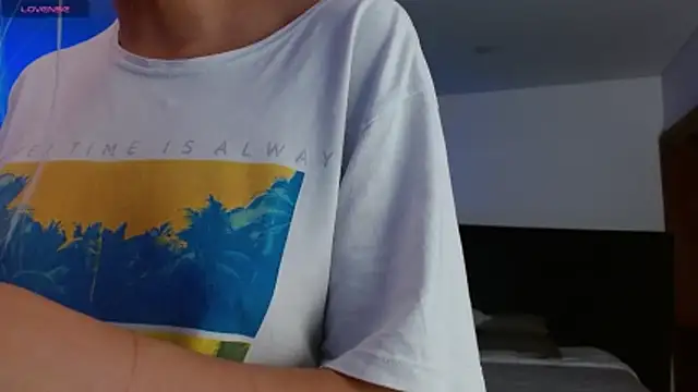 peyton golden1 online show from March 12, 3:34 am