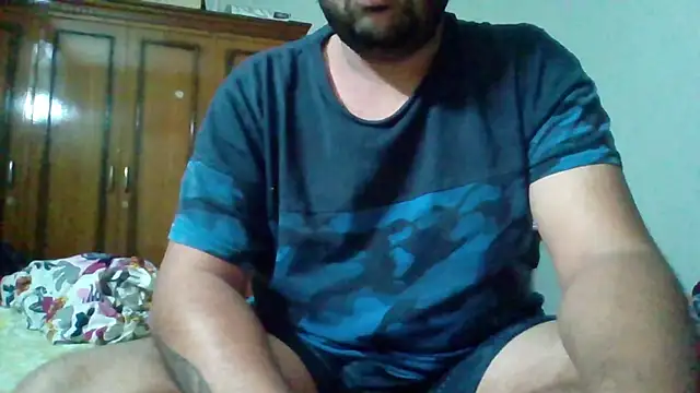 whoreboi98 online show from December 30, 9:50 pm