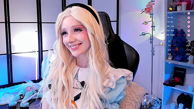 LilithLin online show from February 6, 12:59 am