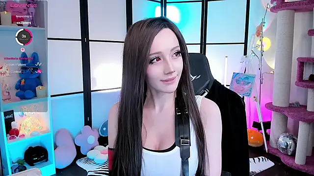 LilithLin online show from April 12, 6:57 pm