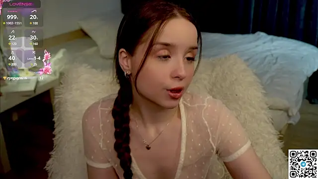 Snapshot of RenetTolken chatting on February 23, 8:11 pm RenetTolken online show from February 23, 8:11 pm