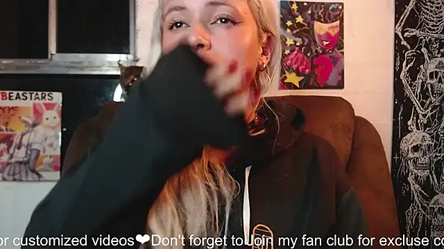 Snapshot of NEXT_DOOR_GIRL_ chatting on December 27, 7:29 am NEXT DOOR GIRL online show from December 27, 7:29 am