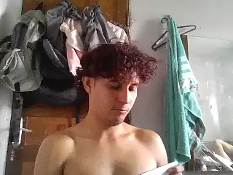 pedrodavid  online show from January 29, 7:32 pm