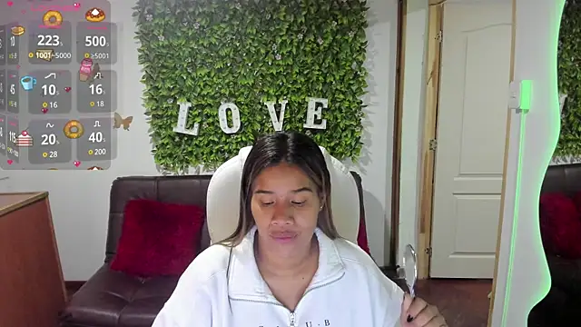 Enma  clark online show from December 21, 3:47 am