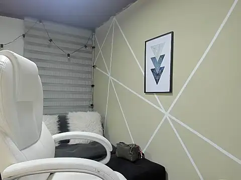 Enma  clark online show from October 24, 4:09 am