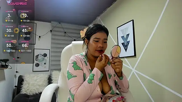 Enma  clark online show from October 31, 3:29 am