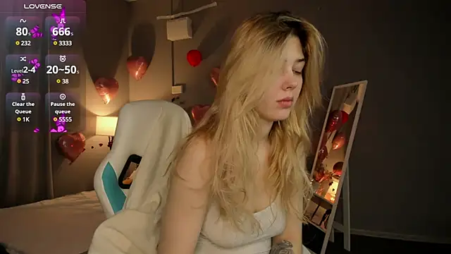 Vanessa Walters online show from March 6, 3:02 am