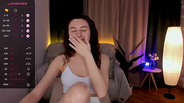 annacooleman online show from February 1, 2:05 am