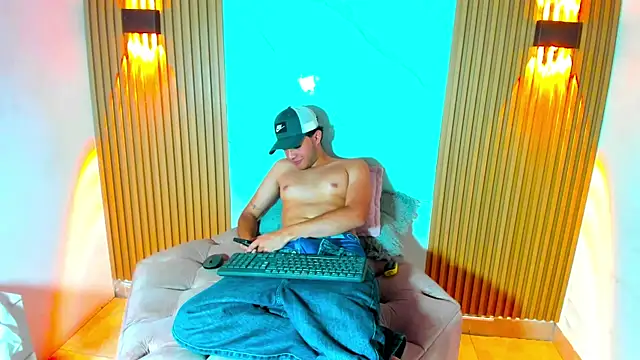 Im Andresrh online show from May 24, 4:39 am