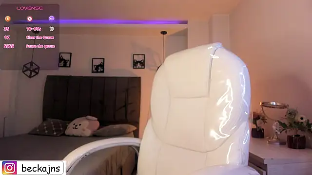 Beck jones online show from November 8, 3:45 pm