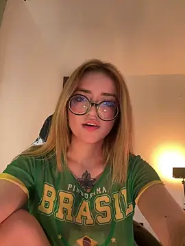 SweetJennaa online show from February 14, 1:35 am