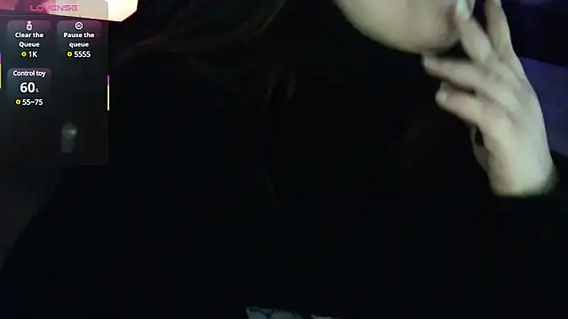 KatieDx online show from February 27, 11:52 am