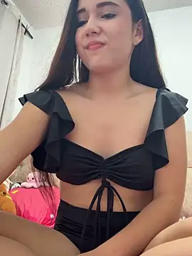 mia cooper 24 online show from December 17, 1:22 am