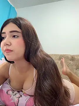 mia cooper 24 online show from May 30, 6:32 am