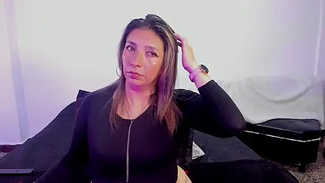 Snapshot of MichelleManson chatting on September 23, 9:23 am MichelleManson online show from September 23, 9:23 am