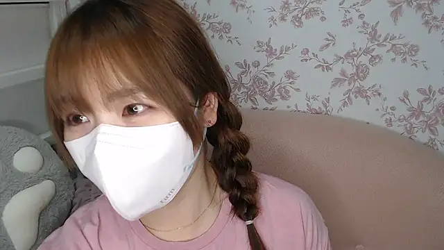 mei hosina online show from April 18, 3:49 pm