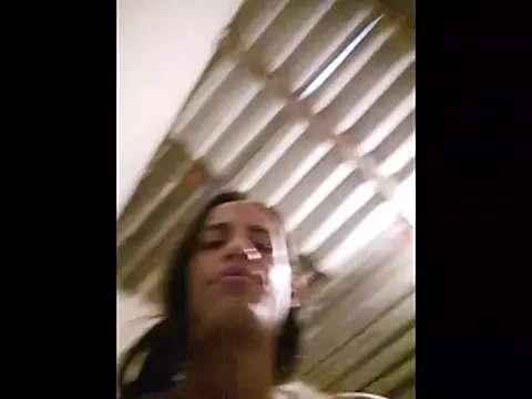 Snapshot of AlexaWarner chatting on December 3, 5:11 pm AlexaWarner online show from December 3, 5:11 pm