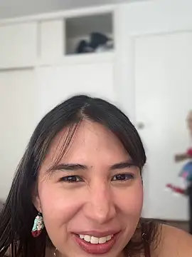 AlessiaVix online show from April 12, 3:39 pm