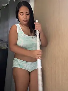 Snapshot of Shelmii chatting on June 25, 9:19 pm Shelmii online show from June 25, 9:19 pm