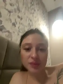 Snapshot of Kimsweet7 chatting on January 28, 8:15 pm Kimsweet7 online show from January 28, 8:15 pm