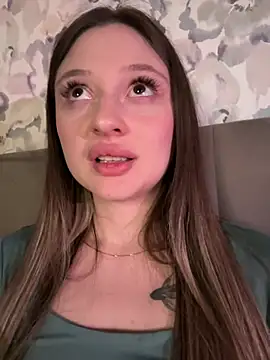 Snapshot of Kimsweet7 chatting on March 19, 8:11 pm Kimsweet7 online show from March 19, 8:11 pm