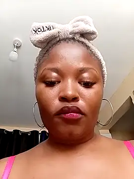 Snapshot of fatassmessey chatting on September 17, 6:37 am fatassmessey online show from September 17, 6:37 am