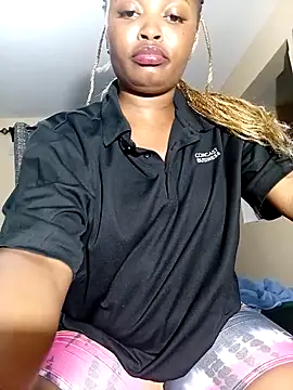 Snapshot of fatassmessey chatting on October 3, 2:47 pm fatassmessey online show from October 3, 2:47 pm