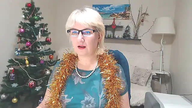 FleurMays online show from December 23, 3:18 am