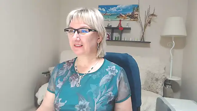 FleurMays online show from January 29, 4:47 am