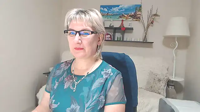 FleurMays online show from January 29, 12:35 pm