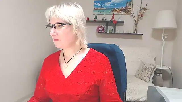 FleurMays online show from February 3, 5:18 am