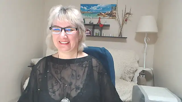 FleurMays online show from February 11, 7:12 am