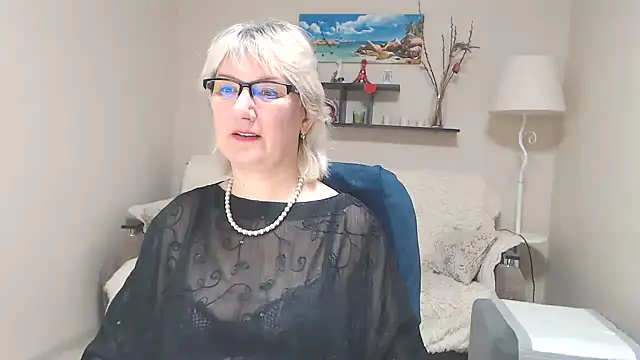 FleurMays online show from February 26, 4:25 am