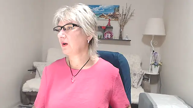 FleurMays online show from October 1, 3:56 am