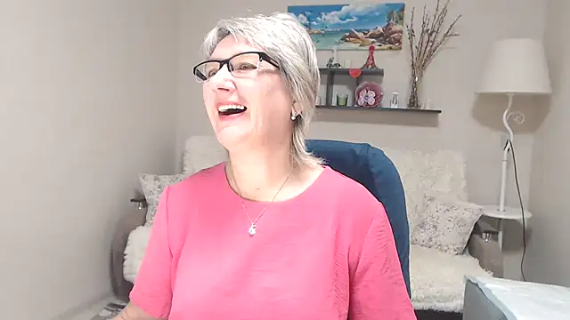 FleurMays online show from October 28, 2:59 am